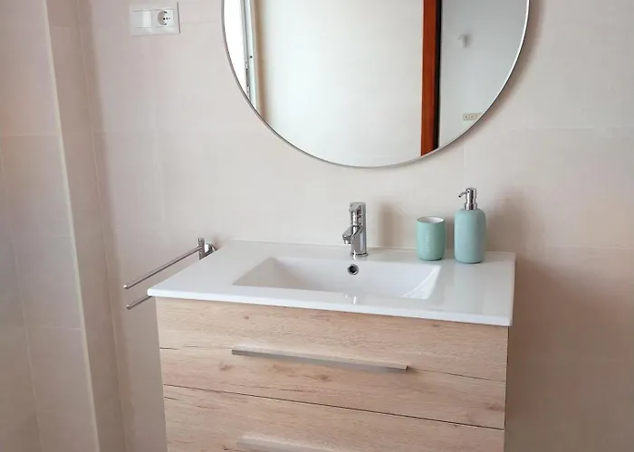 Casa Playa, Terraza Y Garaje * نيرخا