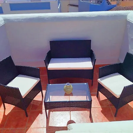 Casa Playa, Terraza Y Garaje 네르하