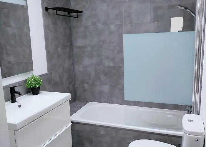 Casa Playa, Terraza Y Garaje Nerja